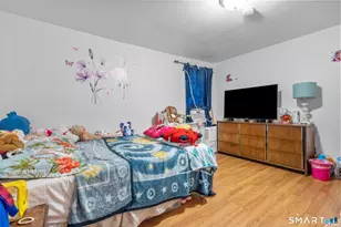 19 Davenport St, Stamford, CT 06902 - Photo 15