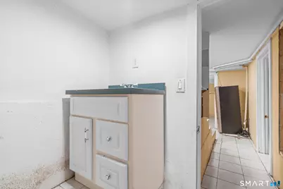 19 Davenport Street, Stamford, CT 06902 - Photo 35