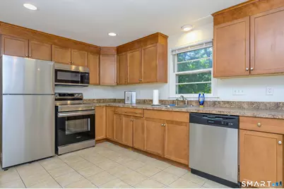 86 Crest Avenue, East Haven, CT 06513 - Photo 9
