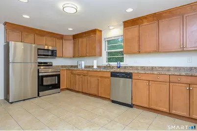86 Crest Avenue, East Haven, CT 06513 - Photo 7