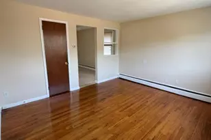 7 Eclipse Ave, Norwalk, CT 06851 - Photo 3