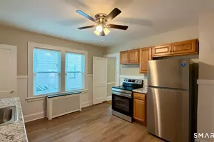77 Astoria Ave, Bridgeport, CT 06604 - Photo 7