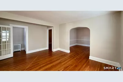 77 Astoria Avenue, Bridgeport, CT 06604 - Photo 3