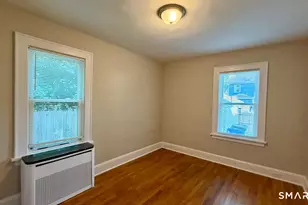 77 Astoria Ave, Bridgeport, CT 06604 - Photo 13