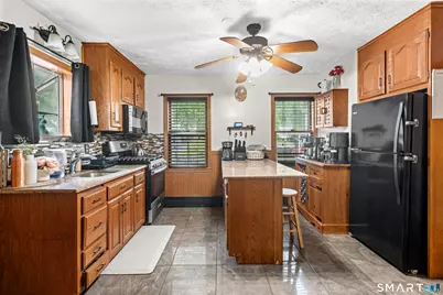 254 Commonwealth Avenue, New Britain, CT 06053 - Photo 7