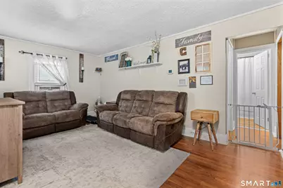 254 Commonwealth Avenue, New Britain, CT 06053 - Photo 5