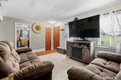 254 Commonwealth Avenue, New Britain, CT 06053 - Photo 3
