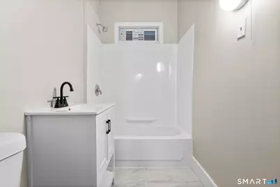 37 Plaza Avenue, Waterbury, CT 06710 - Photo 13