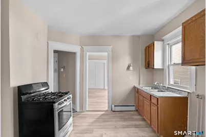 37 Plaza Avenue, Waterbury, CT 06710 - Photo 23