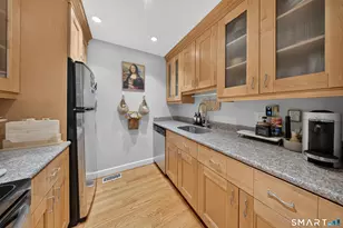 3 Oakwood Ave, Norwalk, CT 06850 - Photo 5
