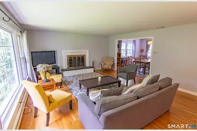 113 Dogwood Lane, Stamford, CT 06903 - Photo 9