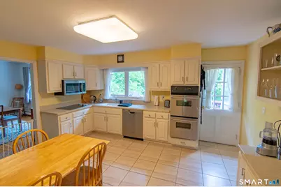 113 Dogwood Lane, Stamford, CT 06903 - Photo 7