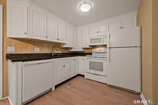 1581 Meriden-Waterbury Turnpike, Southington, CT 06489 - Photo 3