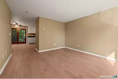 1581 Meriden Waterbury Turnpike #8, Southington, CT 06489 - Photo 11