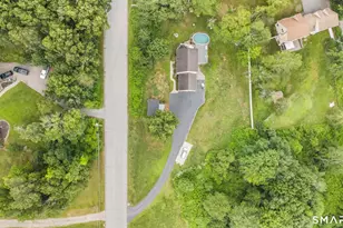 11 Huntington Dr, Plainfield, CT 06374 - Photo 9