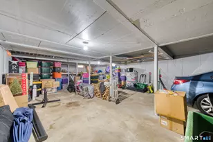 1010 Strong Rd, South Windsor, CT 06074 - Photo 33