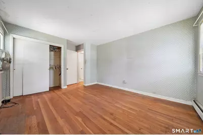 112 Grumman Avenue, Norwalk, CT 06851 - Photo 11