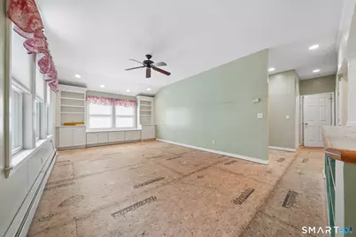 112 Grumman Avenue, Norwalk, CT 06851 - Photo 13
