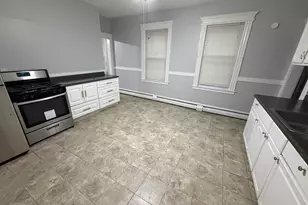 79 James St, Hartford, CT 06106 - Photo 7