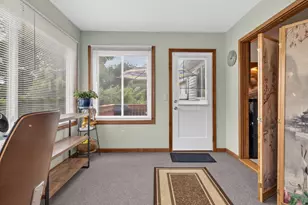 98 S Front St, Middletown, CT 06457 - Photo 17