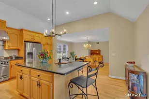 34 Collier Rd, Wethersfield, CT 06109 - Photo 11