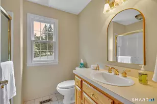 34 Collier Rd, Wethersfield, CT 06109 - Photo 17