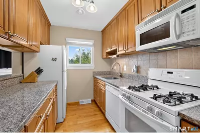 405 Timber Lane #405, Canton, CT 06019 - Photo 17