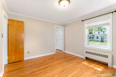 87 Spring Street, Windsor Locks, CT 06096 - Photo 9