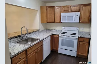 73 Park Avenue #311, Danbury, CT 06810 - Photo 11