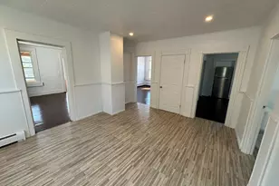 7 Hill St, Ansonia, CT 06401 - Photo 3