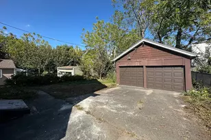 7 Hill St, Ansonia, CT 06401 - Photo 21