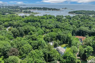 13 Sunswyck Rd, Darien, CT 06820 - Photo 5