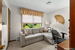 11 Middleway E, Waterbury, CT 06708 - Photo 19