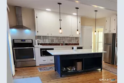 6 Coburn Avenue #2, Stonington, CT 06355 - Photo 5
