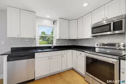 38 Harding Avenue, Newington, CT 06111 - Photo 7