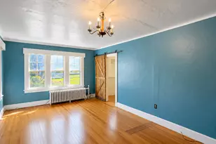 28 Jackson St, Torrington, CT 06790 - Photo 5