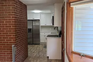 25 Radding St, Manchester, CT 06042 - Photo 9