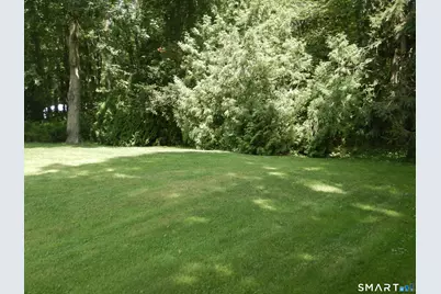 26 Beach Park Road, Clinton, CT 06413 - Photo 3