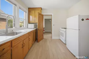 101 Thomas St, West Hartford, CT 06119 - Photo 19