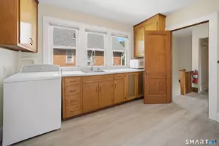 101 Thomas St, West Hartford, CT 06119 - Photo 15