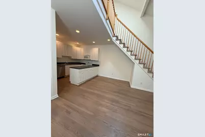 2435 Bedford Street #21CC, Stamford, CT 06905 - Photo 5