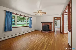 19 Crestwood Rd, Monroe, CT 06468 - Photo 9