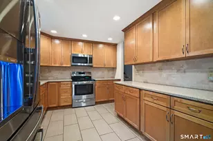 19 Crestwood Rd, Monroe, CT 06468 - Photo 13