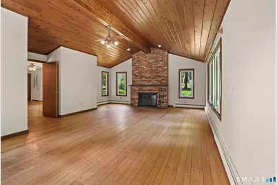 19 Crestwood Road, Monroe, CT 06468 - Photo 5