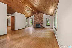 19 Crestwood Rd, Monroe, CT 06468 - Photo 5