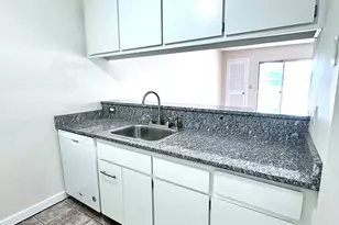 163 South St, Danbury, CT 06810 - Photo 9