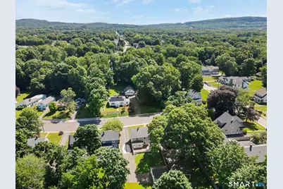 121 Highwood Avenue, Southington, CT 06489 - Photo 31