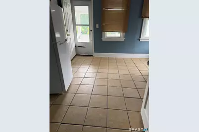21 Holmes Avenue #3rd Floor, Waterbury, CT 06710 - Photo 3