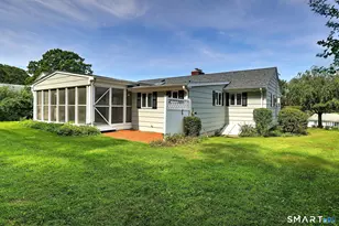 136 Hawthorne Dr, Fairfield, CT 06825 - Photo 3