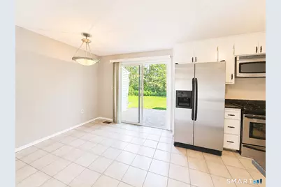 8 Barrington Drive #C, Wethersfield, CT 06109 - Photo 7